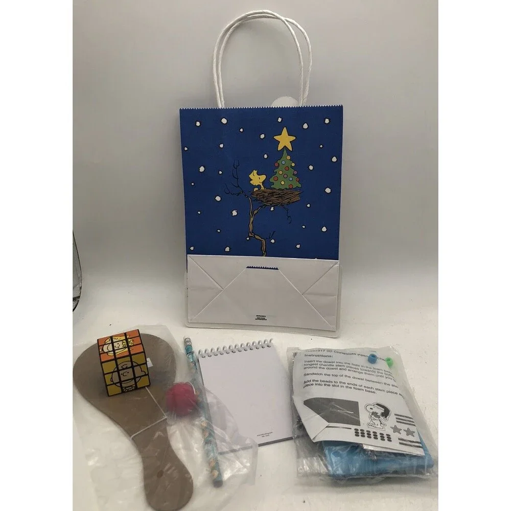 Peanuts Snoopy Kids Christmas Gift Craft Goody Party Bag Grandparents